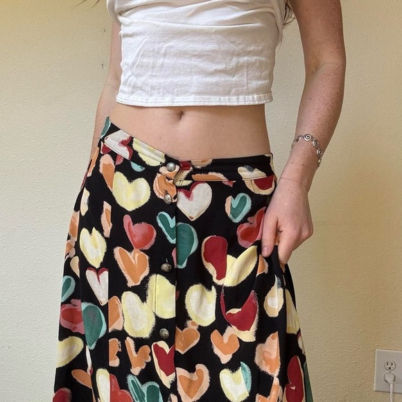 Vintage button up maxi skirt with heart pattern - Picture 5 of 8